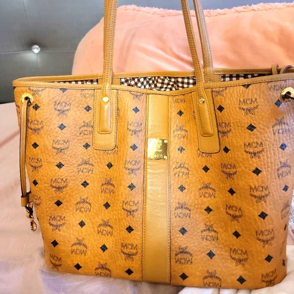 Mcm bag poshmark hotsell